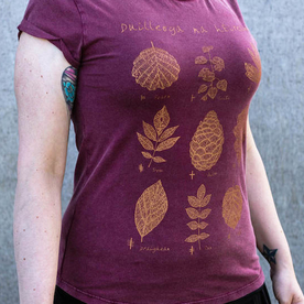 Duilleoga na hÉireann T-shirt