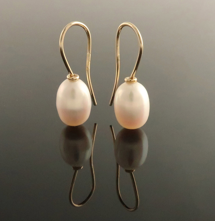 Cream Pearl Drop Earrings Cream Pearl Drop Earrings