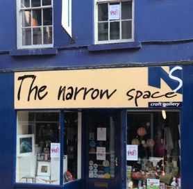 The Narrow Space Gallery