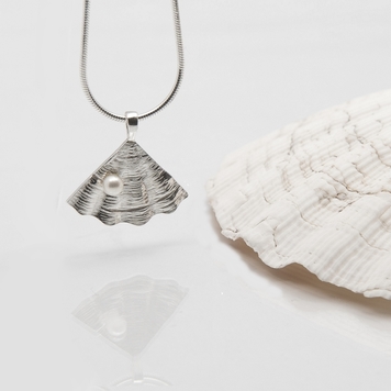 Shore Pearl Pendant